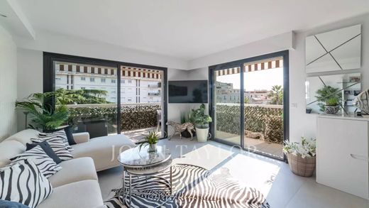 Apartment in Cannes, Alpes-Maritimes