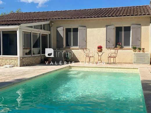 Casa di lusso a Saint-Rémy-de-Provence, Bocche del Rodano