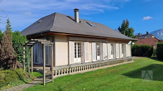 Casa di lusso a Cognin, Savoia