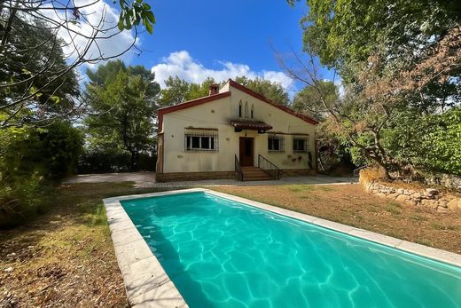 Villa en Roquefort-les-Pins, Alpes Marítimos