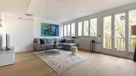 Appartamento a Neuilly-sur-Seine, Hauts-de-Seine