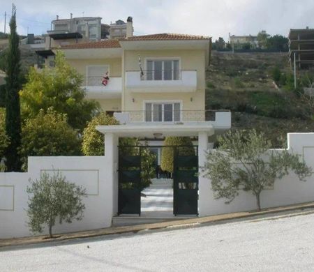 Maison de luxe à Dhráfi, Nomarchía Anatolikís Attikís