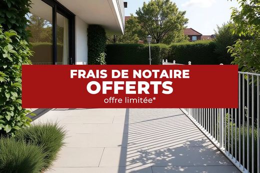 Apartment in Issy-les-Moulineaux, Hauts-de-Seine