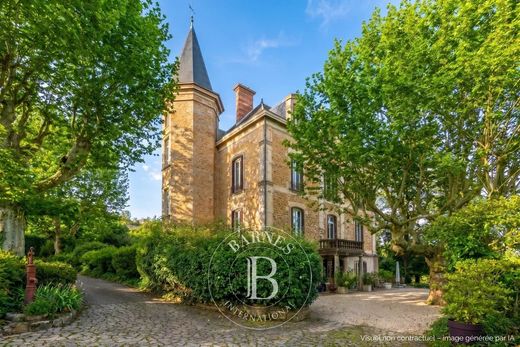 Apartment in Neuville-sur-Saône, Rhône