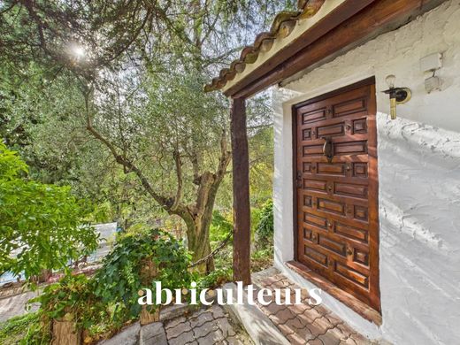 豪宅  Cantaron, Alpes-Maritimes