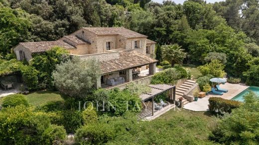 Luxury home in La Colle-sur-Loup, Alpes-Maritimes