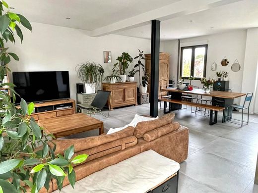 Casa de lujo en Chatou, Yvelines