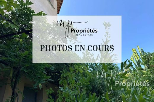 Casa di lusso a Rayol-Canadel-sur-Mer, Var