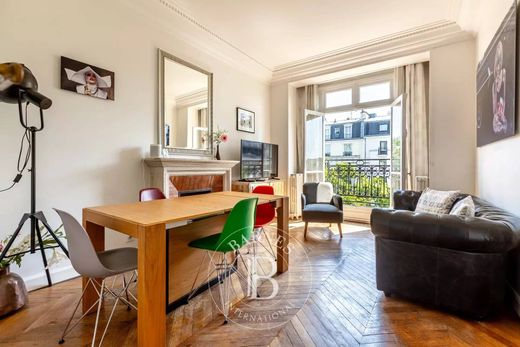 Apartment / Etagenwohnung in Monceau, Courcelles, Ternes, Paris