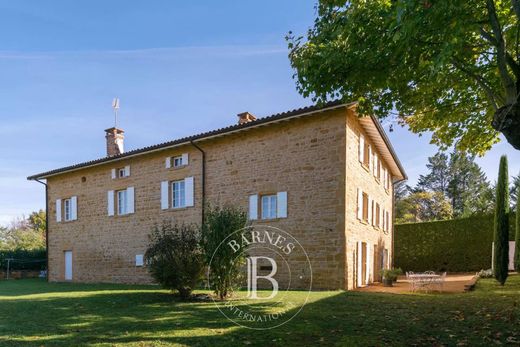 Luxury home in Saint-Germain-Nuelles, Rhône