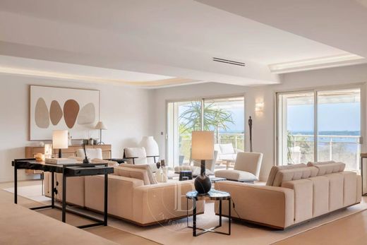 ‏וילה ב  קאן, Alpes-Maritimes