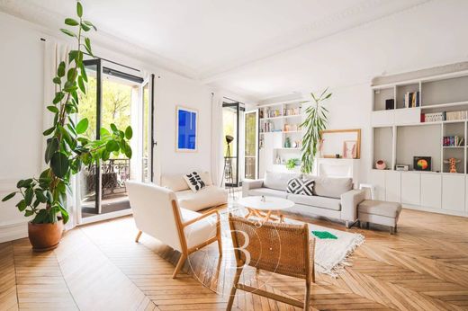 Appartement à Montmartre, Abbesses, Grandes-Carrières, Paris