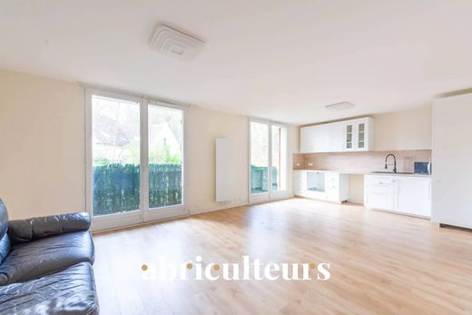 Apartment / Etagenwohnung in Meudon, Hauts-de-Seine