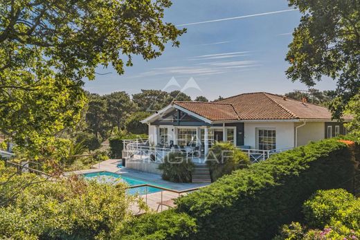 Villa in La Teste-de-Buch, Gironde