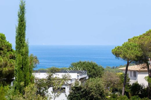 Villa in Sainte-Lucie de Porto-Vecchio, South Corsica