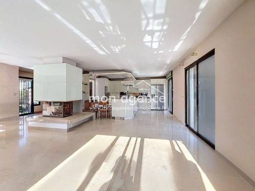 豪宅  Franqueville-Saint-Pierre, Seine-Maritime