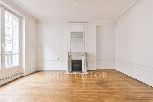 Apartment in Monceau, Courcelles, Ternes, Paris