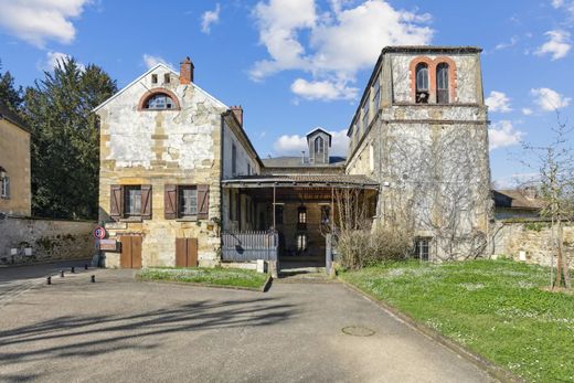 Жилой комплекс, Courcelles-sur-Viosne, Val d'Oise