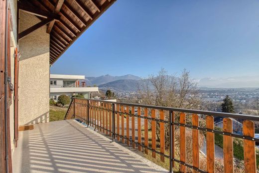 Luxe woning in Bassens, Savoy