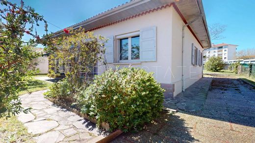 Casa di lusso a Anglet, Pirenei atlantici