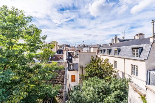 Apartament w Beaubourg, Marais, Notre Dame - Ile de La Cité, Paris