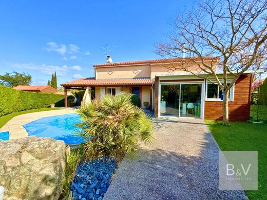 Luxury home in Auzielle, Upper Garonne