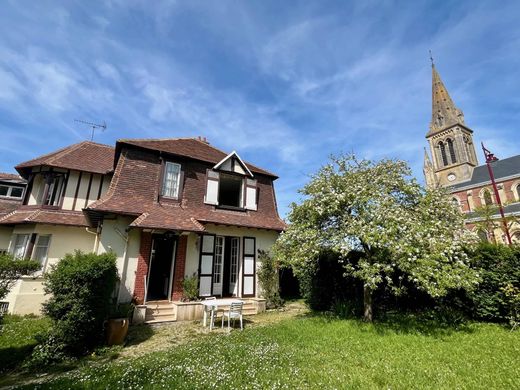 Luxury home in Houlgate, Calvados