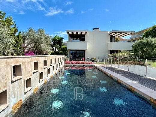 Διαμέρισμα σε Αντίμπ, Alpes-Maritimes