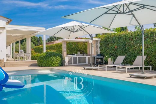 Willa w Mougins, Alpes-Maritimes