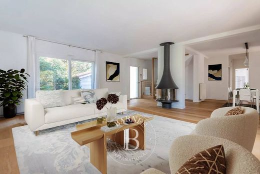 Элитный дом, Сент-Фуа-ле-Лион, Rhône