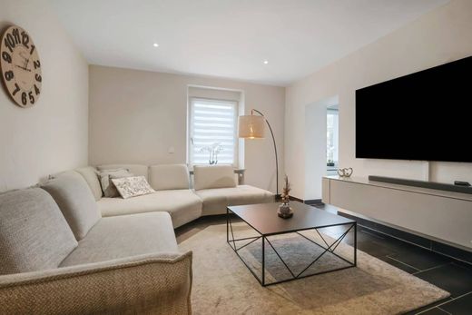 Casa de lujo en Differdange, Canton d'Esch-sur-Alzette