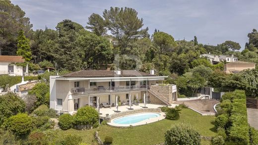 Luxus-Haus in Mougins, Alpes-Maritimes