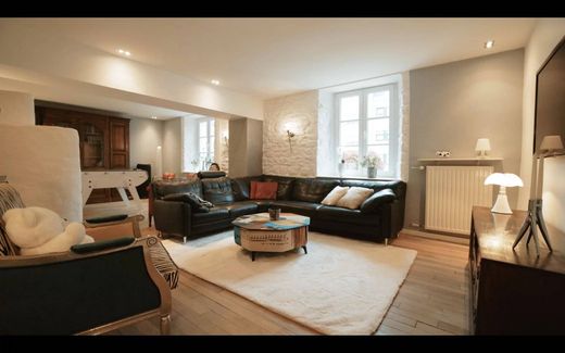 Luxe woning in Differdange, Canton d'Esch-sur-Alzette