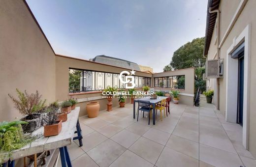 Perpignan, Pyrénées-Orientalesの高級住宅