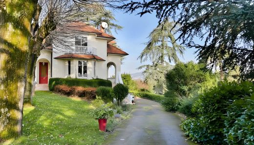 Luxury home in Dardilly, Rhône