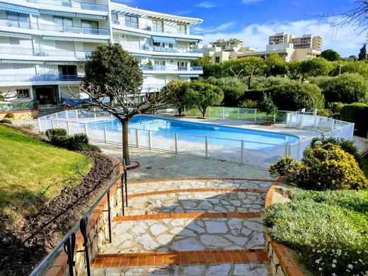 Appartement à Juan-les-Pins, Alpes-Maritimes