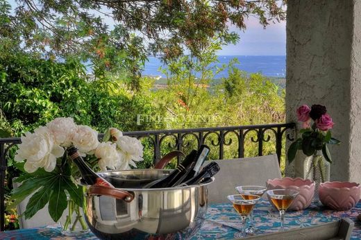 Βίλα σε Mandelieu-la-Napoule, Alpes-Maritimes