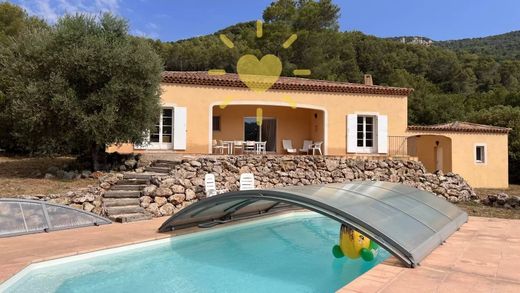 Villa a Bargemon, Var