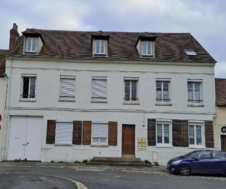 Edificio en Gisors, Eure