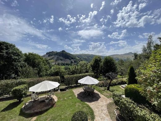 Casa de lujo en Dienne, Cantal