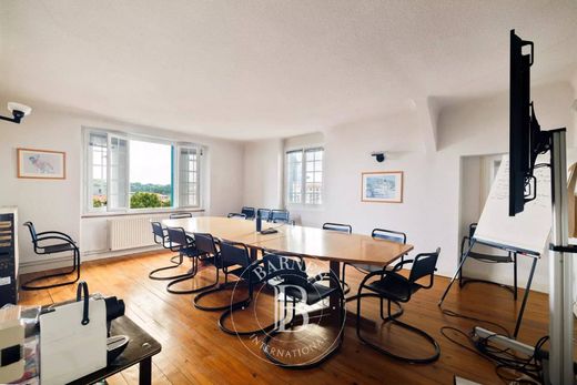 Ofis Bayonne, Pyrénées-Atlantiques