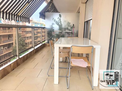 ﺷﻘﺔ ﻓﻲ Antibes, Alpes-Maritimes