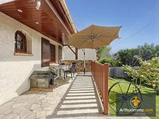 Luksusowy dom w Yerres, Essonne