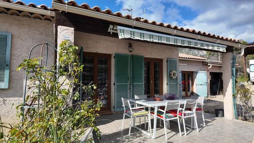 Luxury home in Levens, Alpes-Maritimes