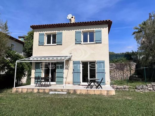 Willa w Valbonne, Alpes-Maritimes