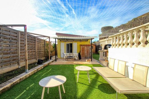 Luxury home in La Turbie, Alpes-Maritimes