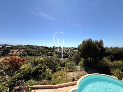 Villa in Cagnes-sur-Mer, Alpes-Maritimes