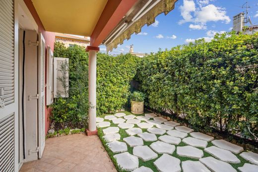 Apartment in Saint-Jean-Cap-Ferrat, Alpes-Maritimes