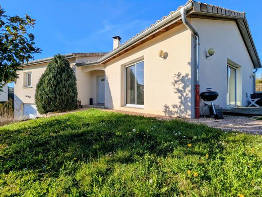 Villa in Hurigny, Saône-et-Loire