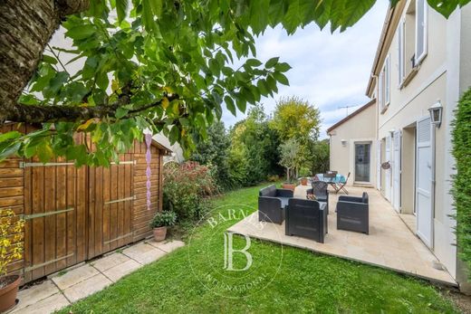Luxury home in Le Chesnay, Yvelines